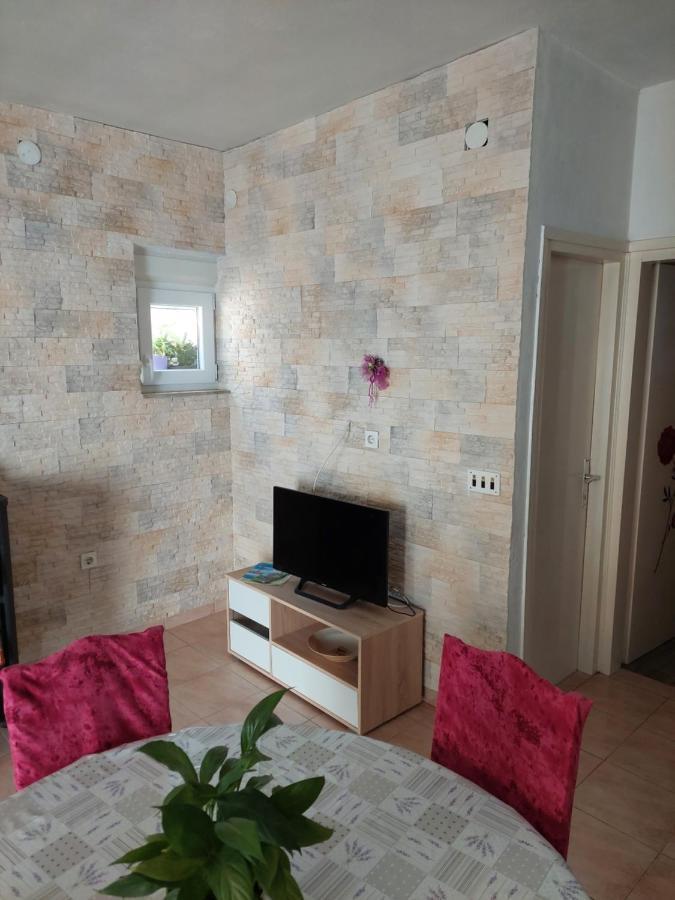 Apartman Lucija Seline Dış mekan fotoğraf